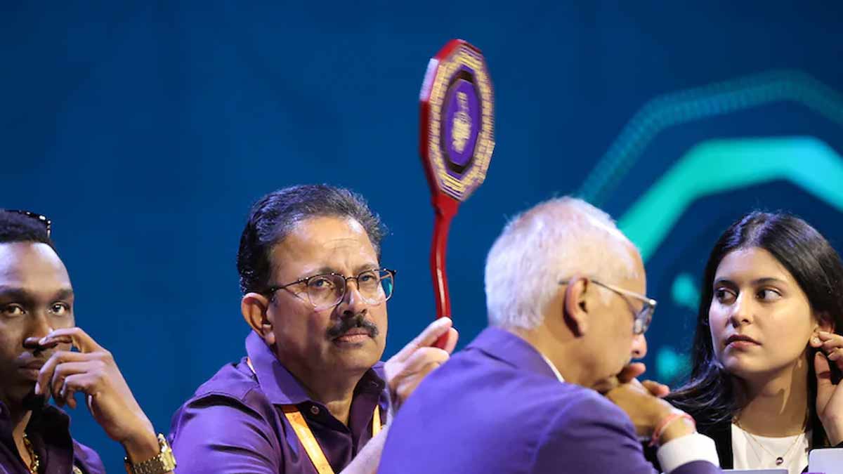 kkr-targets-four-stars-for-ipl-2026-auction-rebuild-after-poor-season